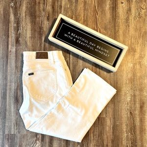 Lee Capri Regular Fit Mid Rise Size 6